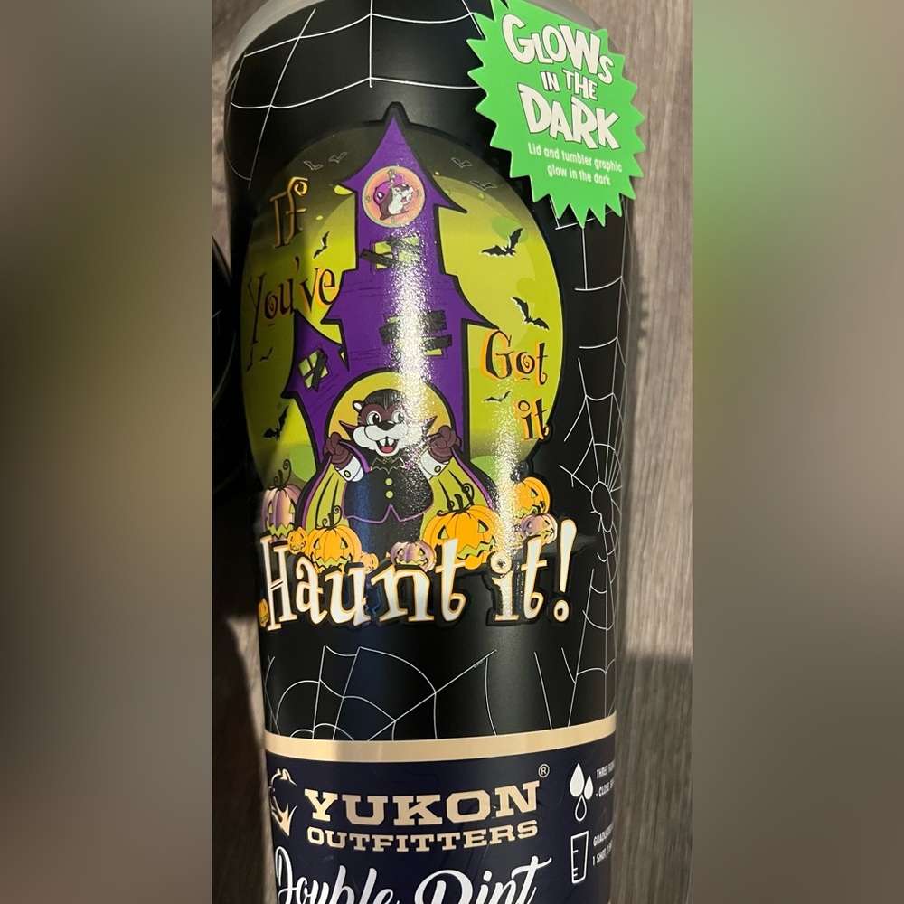 SOLD💥💥LAST ONE💥 Halloween Buc-ees Yukon Glow in Dark Tumbler💥💥 - Picture 3 of 5